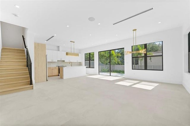 3 of 22 - 3300 Sw 15th Ave 3300, Fort Lauderdale, FL