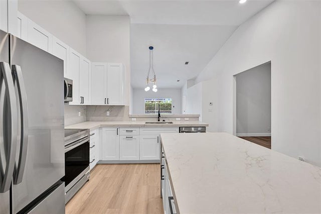 4 of 62 - 8402 Logia Cir, Boynton Beach, FL