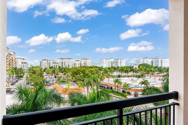 1 of 35 - 233 S Federal Highway 515, Boca Raton, FL