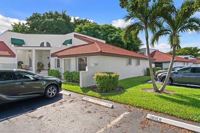 1 of 20 - 331 Nw 36th Ave, Deerfield Beach, FL
