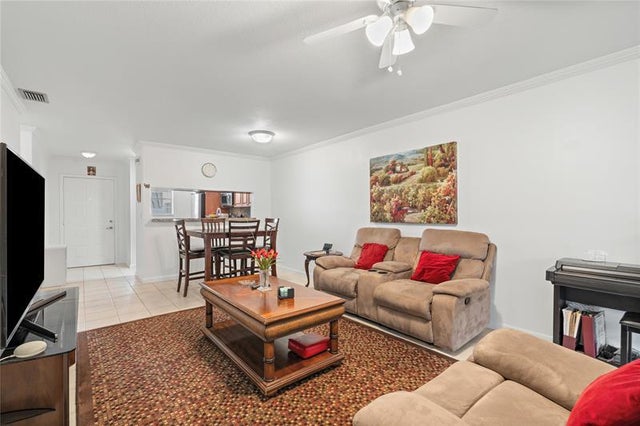 4 of 20 - 331 Nw 36th Ave, Deerfield Beach, FL