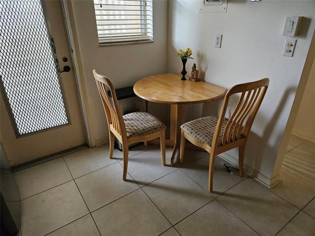 4 of 37 - 200 Ashbury Rd 301, Hollywood, FL