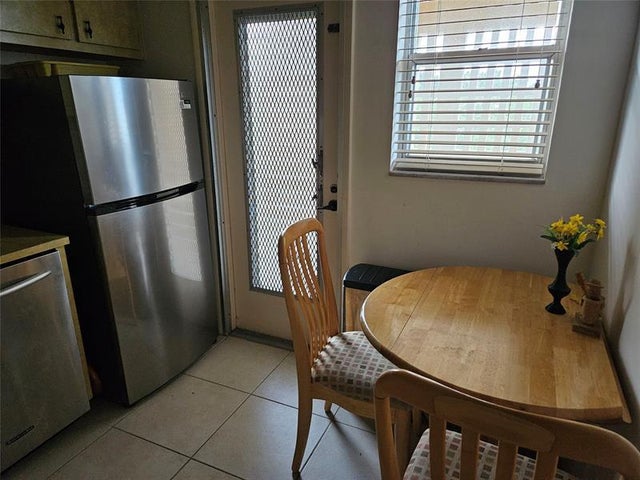 5 of 37 - 200 Ashbury Rd 301, Hollywood, FL