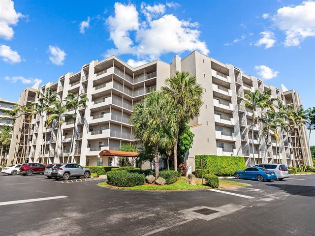 2 of 21 - 3930 Inverrary Blvd 606-d, Lauderhill, FL