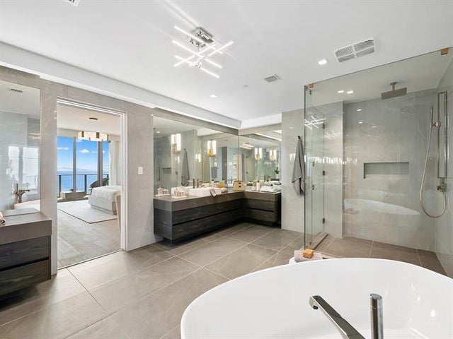 5 of 53 - 1116 N Ocean Blvd 1502, Pompano Beach, FL