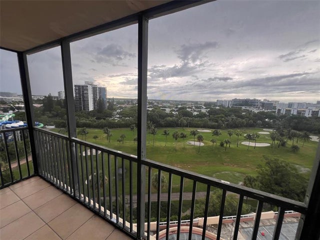 1 of 13 - 20335 W Country Club Dr 1101, Aventura, FL