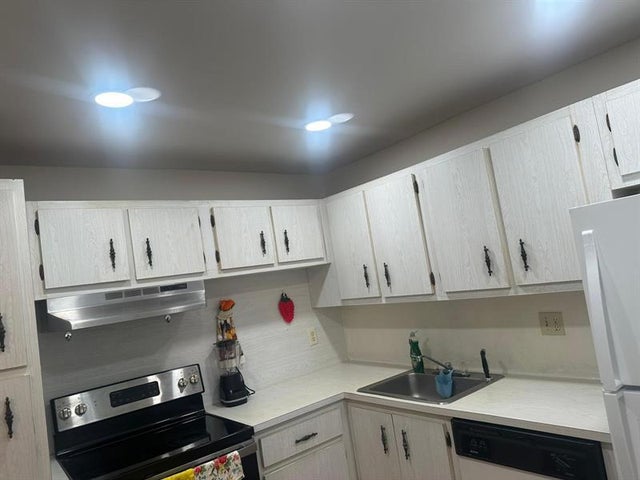 1 of 16 - 3100 Holiday Springs Blvd 210, Margate, FL