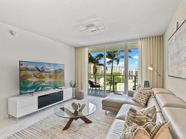 5 of 28 - 300 Sunny Isles Blvd 4-705, Sunny Isles Beach, FL
