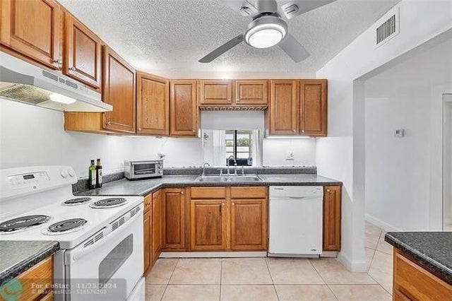 2 of 8 - 2800 Somerset Dr 201 J, Lauderdale Lakes, FL