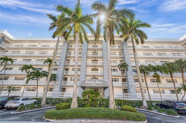 1 of 52 - 3050 Ne 47th Ct 301, Fort Lauderdale, FL