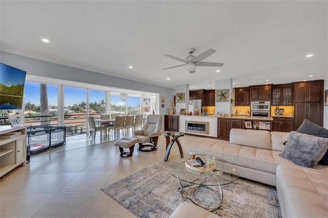 4 of 52 - 3050 Ne 47th Ct 301, Fort Lauderdale, FL