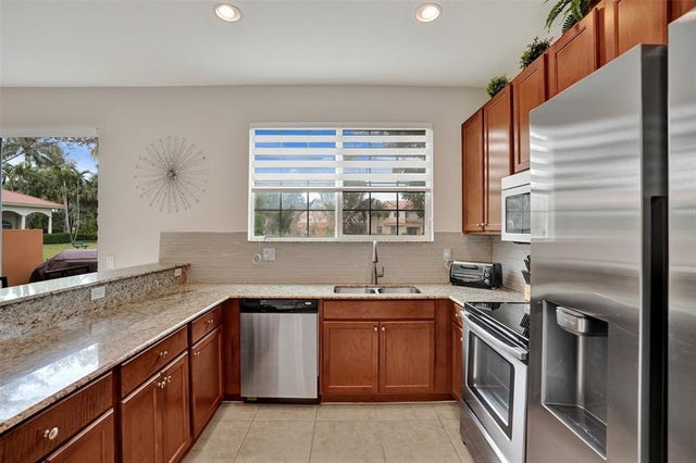 5 of 49 - 7463 Sarentino Ln, Boynton Beach, FL