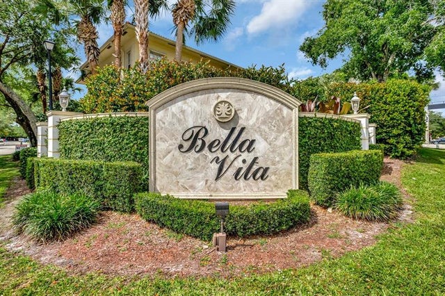 2 of 9 - 115 Bella Vita Dr 115, Royal Palm Beach, FL