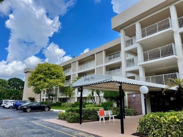3 of 14 - 3151 S Palm Aire Dr 307, Pompano Beach, FL
