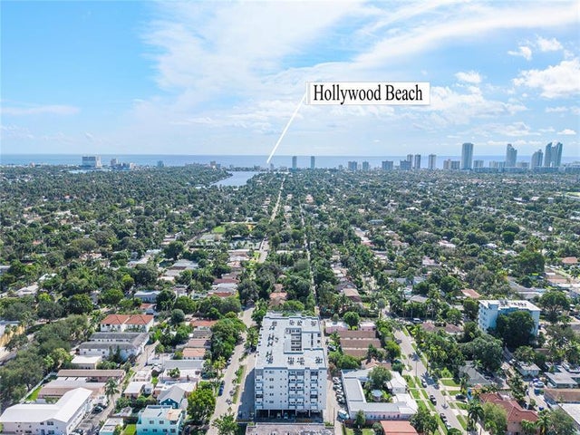 2 of 25 - 1720 Jefferson St 212, Hollywood, FL