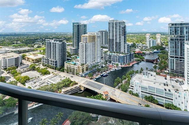 5 of 40 - 100 E Las Olas Blvd 3004, Fort Lauderdale, FL