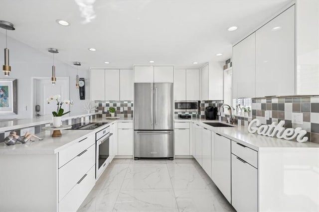 5 of 22 - 215 N Birch 8c, Fort Lauderdale, FL