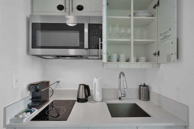 4 of 18 - 2889 Mcfarlane Rd 1516, Miami, FL