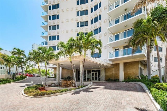 5 of 35 - 3000 Holiday 606, Fort Lauderdale, FL
