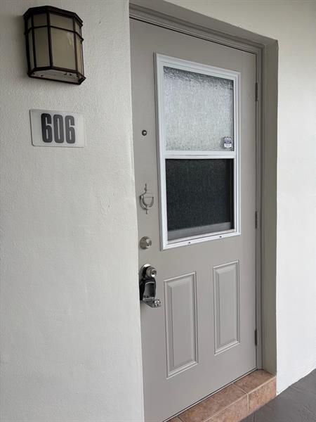 4 of 11 - 5000 Nw 36th Street 606, Lauderdale Lakes, FL