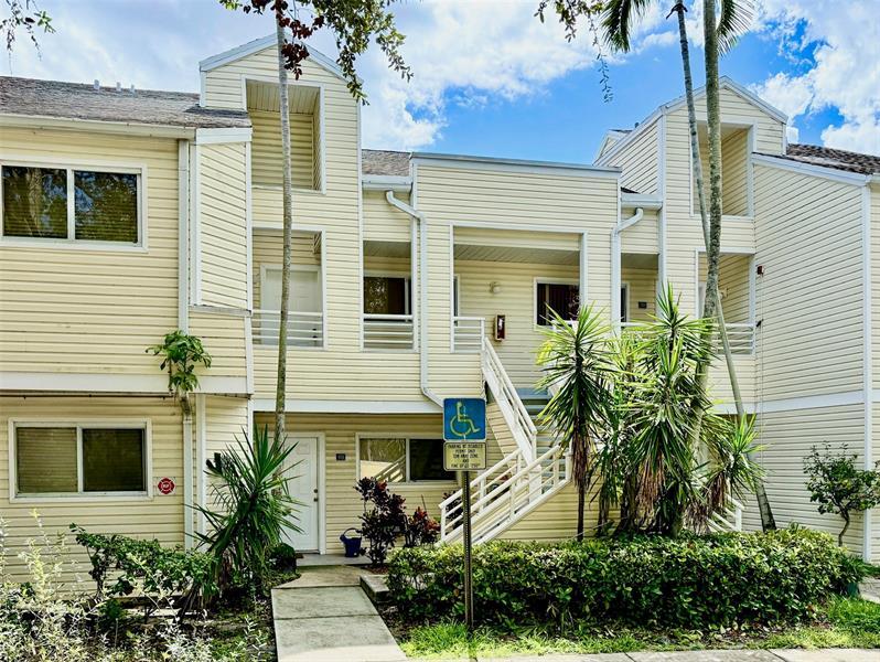 3457 Nw 44th St 205, Lauderdale Lakes
