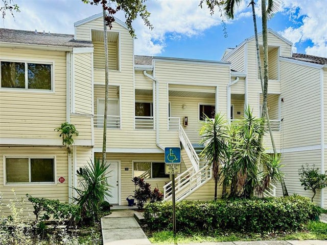 1 of 24 - 3457 Nw 44th St 205, Lauderdale Lakes, FL