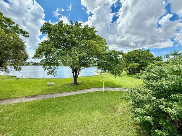 3 of 24 - 3457 Nw 44th St 205, Lauderdale Lakes, FL