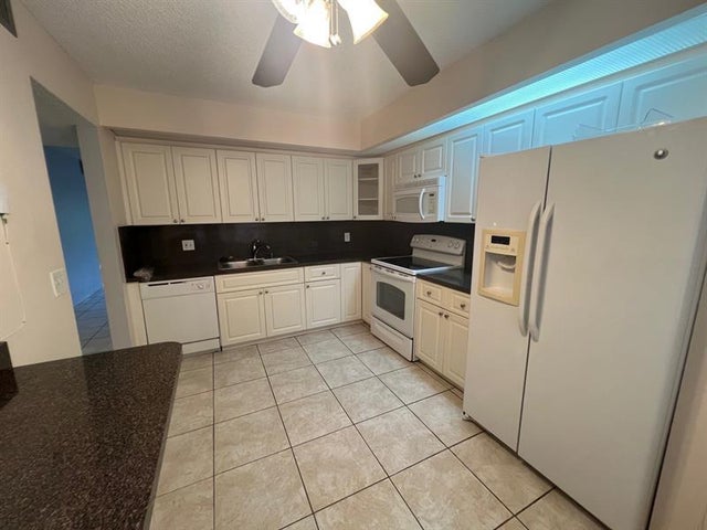 2 of 9 - 12601 Sw 13th St 412, Pembroke Pines, FL