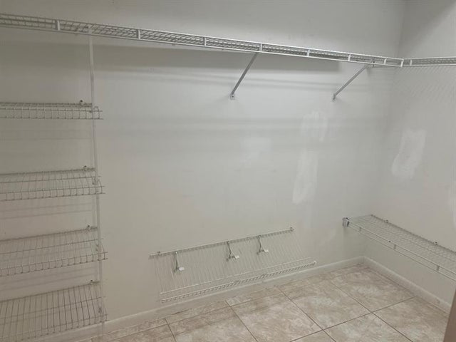 5 of 9 - 12601 Sw 13th St 412, Pembroke Pines, FL