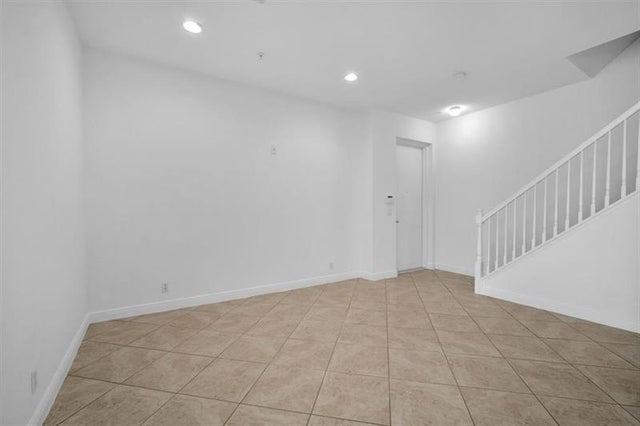 5 of 27 - 6967 Lakeside Cir N 220, Davie, FL