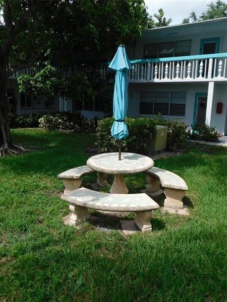 2 of 42 - 333 Newport V 333, Deerfield Beach, FL