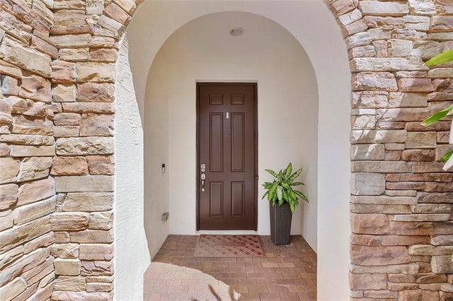 5 of 44 - 10450 Wellington Parc Dr 10450, Wellington, FL