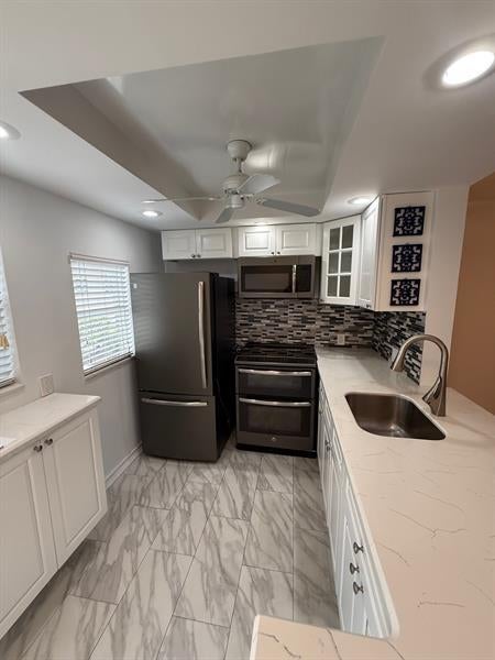 4 of 43 - 2141 Ne 1st Ct 102, Boynton Beach, FL