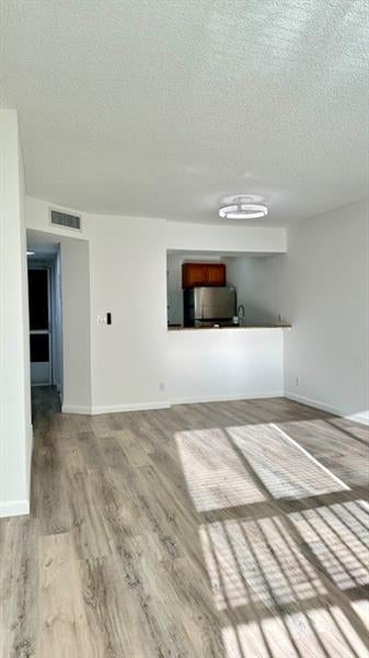 3 of 19 - 927 Twin Lakes J-3, Coral Springs, FL