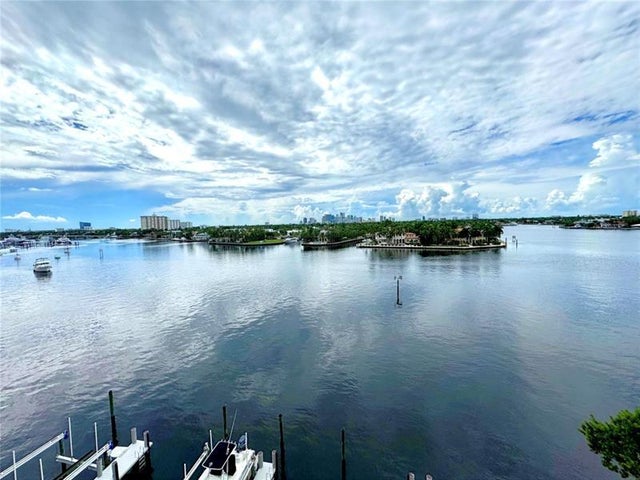 1 of 41 - 301 N Birch Rd 6n, Fort Lauderdale, FL