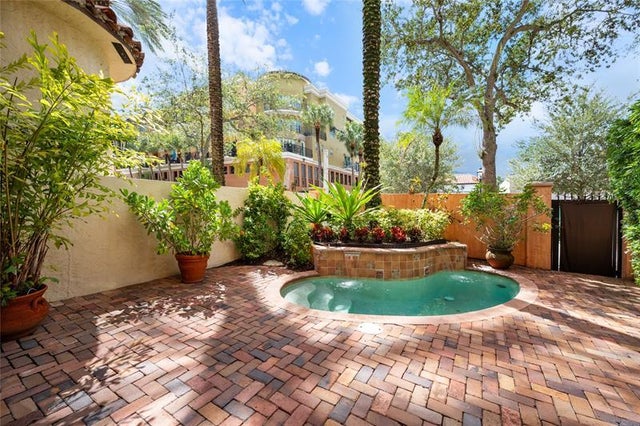 3 of 81 - 1025 Se 2nd Ct 1025, Fort Lauderdale, FL
