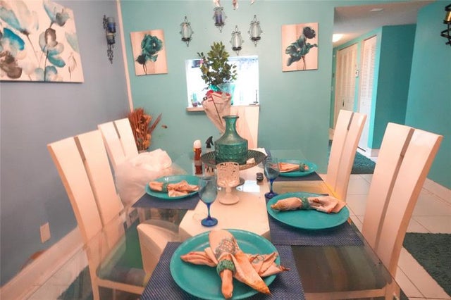 5 of 28 - 3774 Inverrary Blvd 101p, Lauderhill, FL