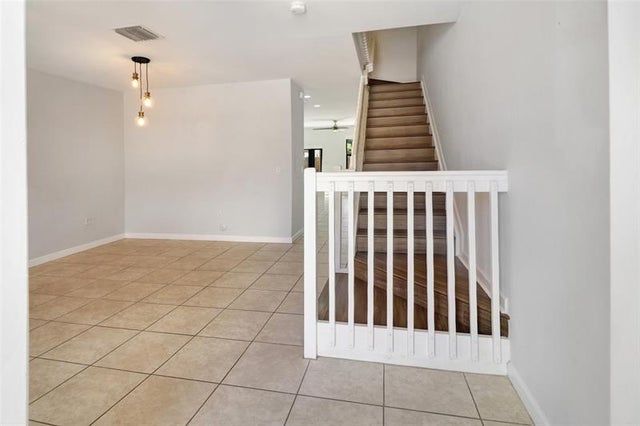 3 of 33 - 15060 Sw 116th St 15060, Miami, FL