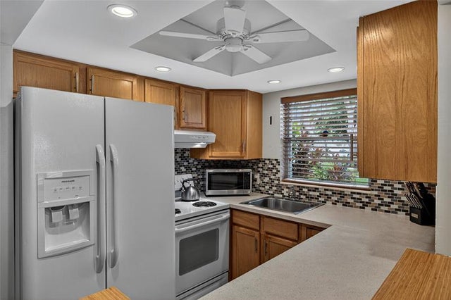 3 of 52 - 125 Newport I 125, Deerfield Beach, FL