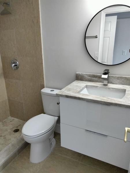 4 of 11 - 1100 Crystal Lake Dr 115, Deerfield Beach, FL