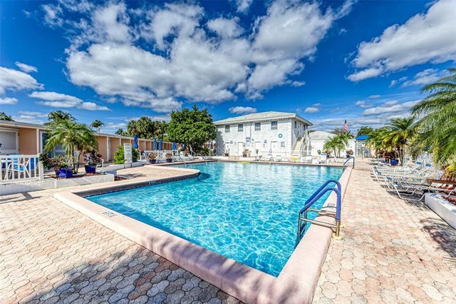 1 of 25 - 2220 Ne 68th 1005, Fort Lauderdale, FL