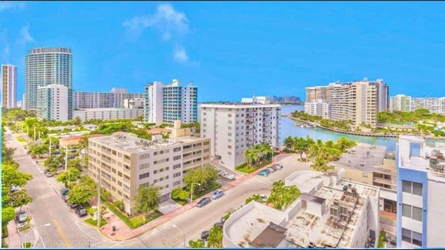 4 of 30 - 1345 Lincoln Rd 1201, Miami Beach, FL