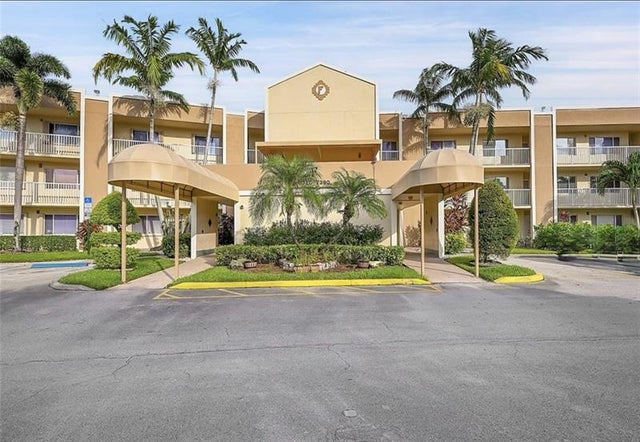 2 of 29 - 7350 N Devon Dr 204, Tamarac, FL