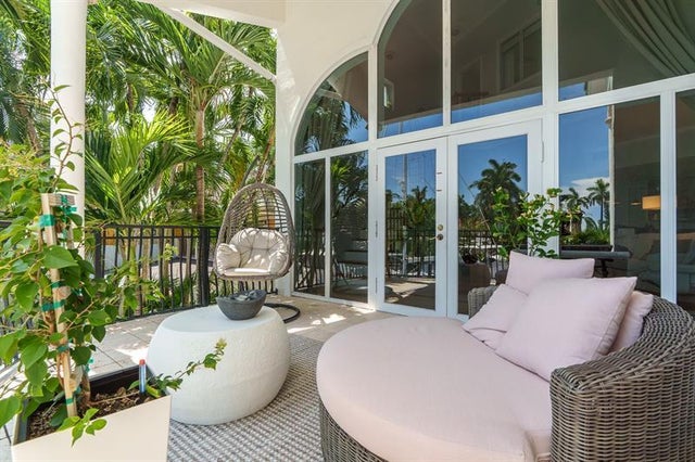 4 of 31 - 70 Isle Of Venice 203, Fort Lauderdale, FL