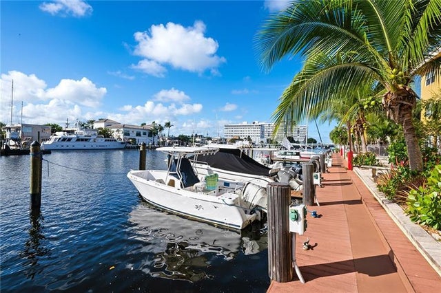 2 of 21 - 815 Middle River Dr 205, Fort Lauderdale, FL