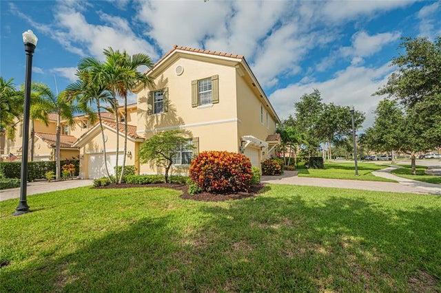 3 of 39 - 4652 Cadiz Cir, Palm Beach Gardens, FL
