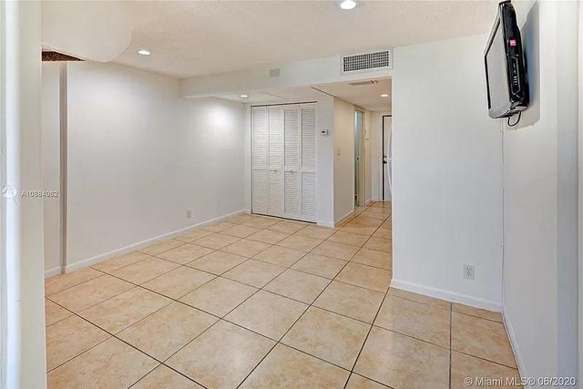 3 of 31 - 4121 Nw 26th St T14, Fort Lauderdale, FL