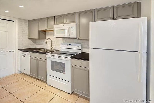 5 of 31 - 4121 Nw 26th St T14, Fort Lauderdale, FL