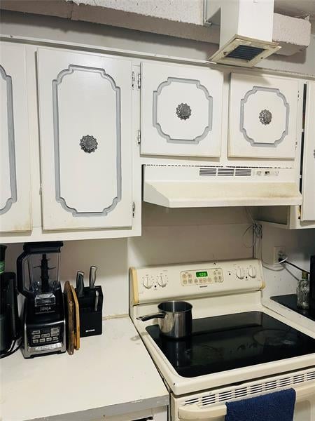 2 of 4 - 3301 Spanish Moss Terrace 610, Lauderhill, FL