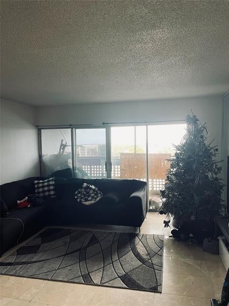 3 of 4 - 3301 Spanish Moss Terrace 610, Lauderhill, FL